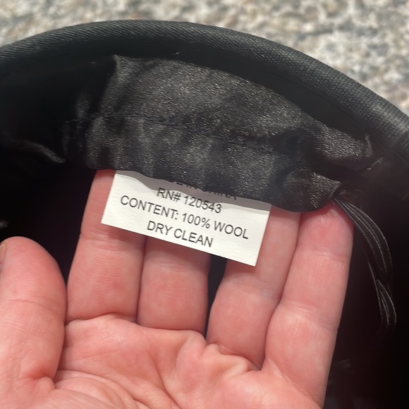 Black cloche hat excellent condition - Picture 4 of 5